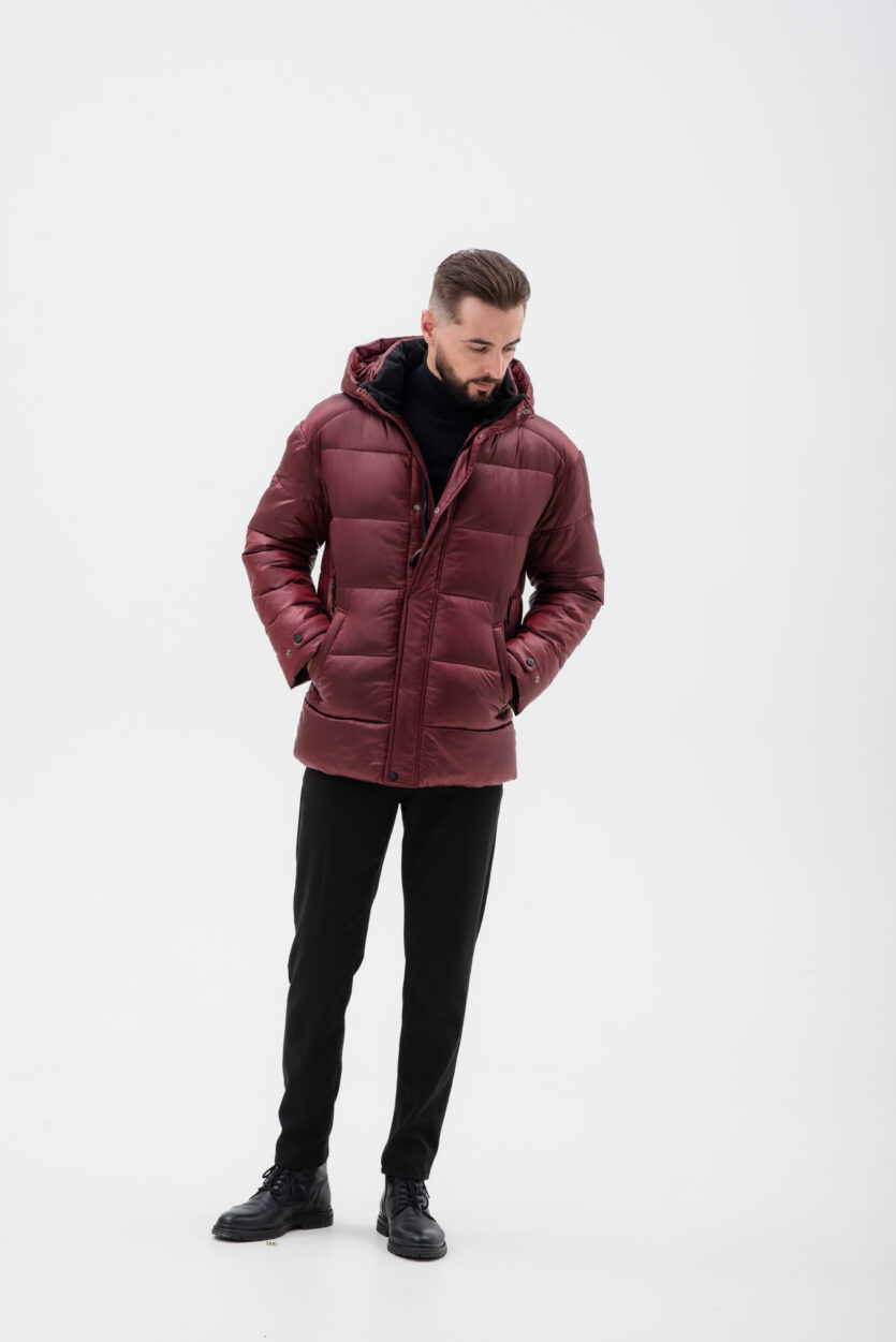 Мужская зимняя куртка с капюшоном